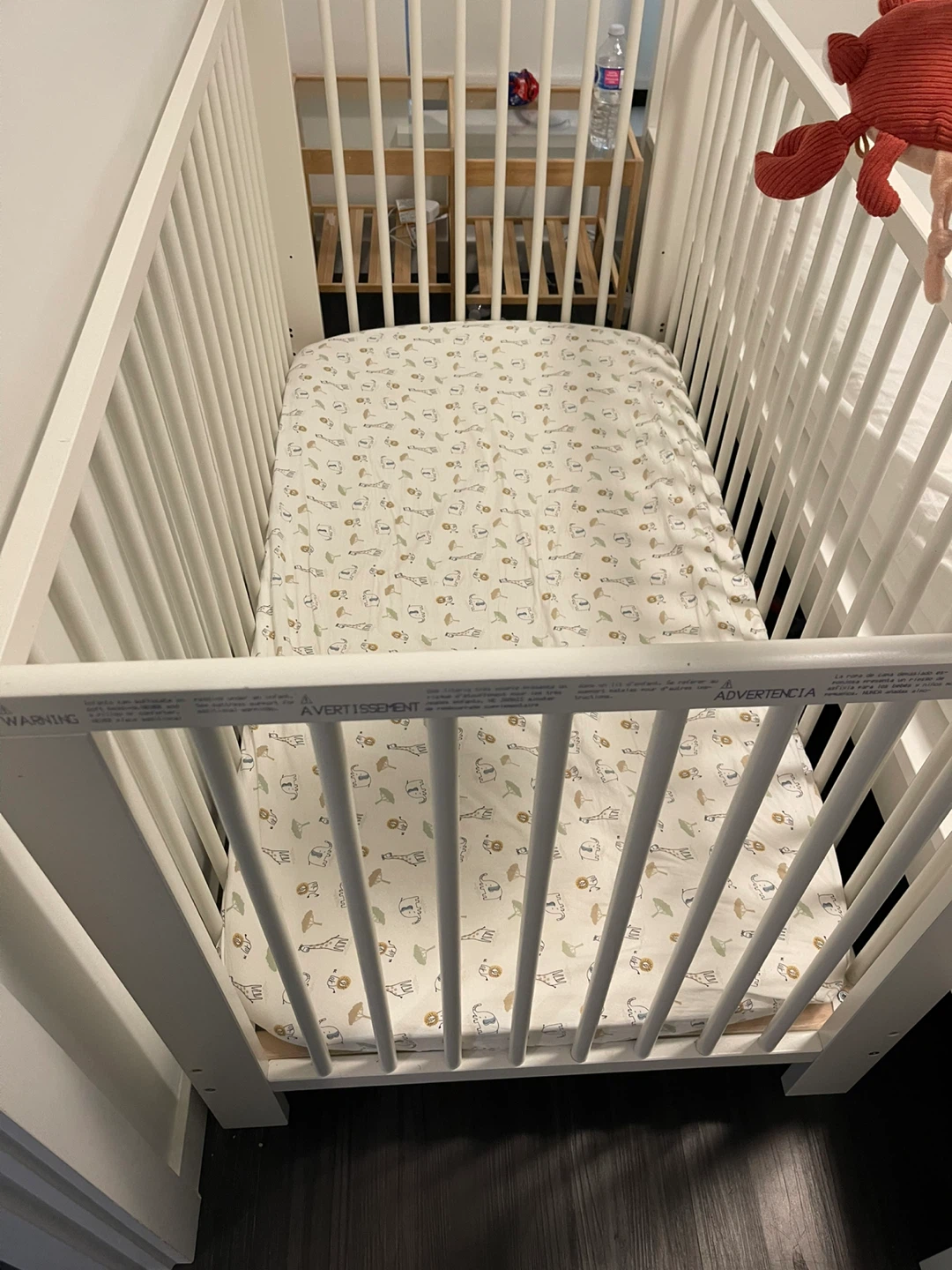 White crib (GULLIVER) with the mattress
