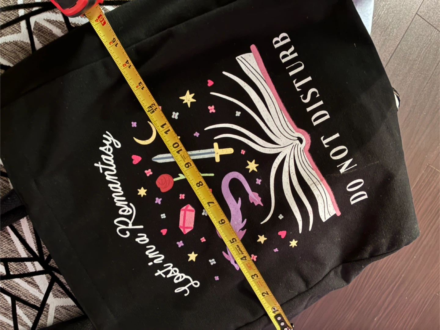 Black Canvas Tote Bag "Lost in a Romantasy" - photo 4
