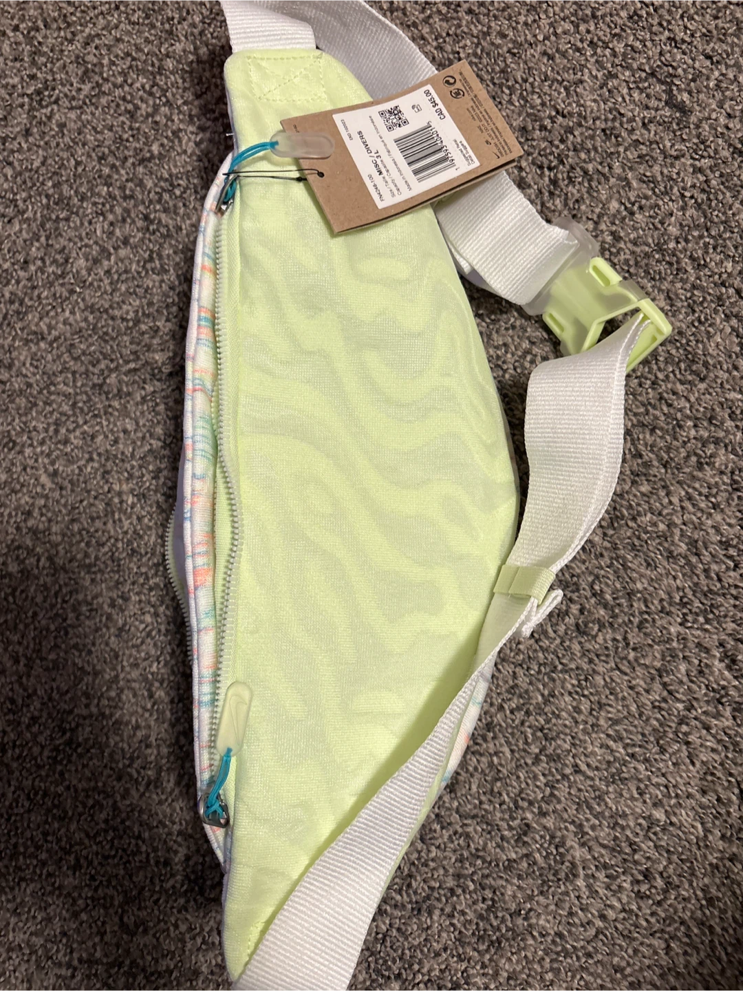 Nike Fanny Pack - 3L Capacity - Light Green/Multi-Colour - photo 2
