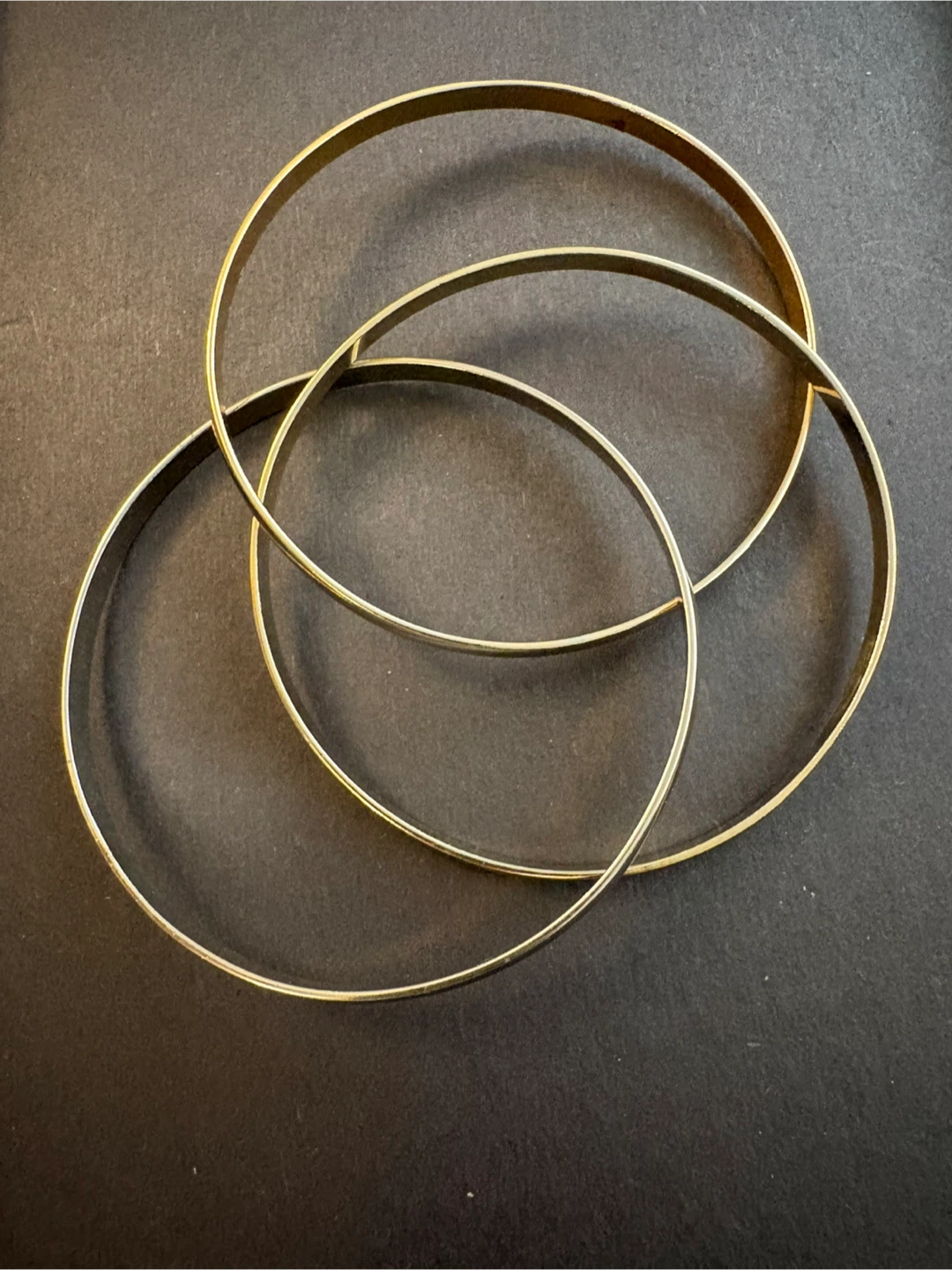 Vintage Set of 3 Gold Tone Bangle Bracelets - photo 3