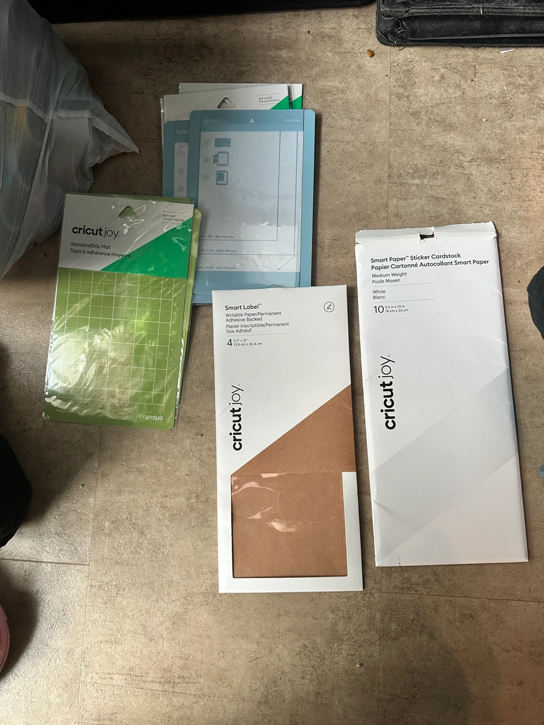 Cricut Joy Assorted Lot: Vinyls, Inks, Mats and Cards 🏆 - photo 4