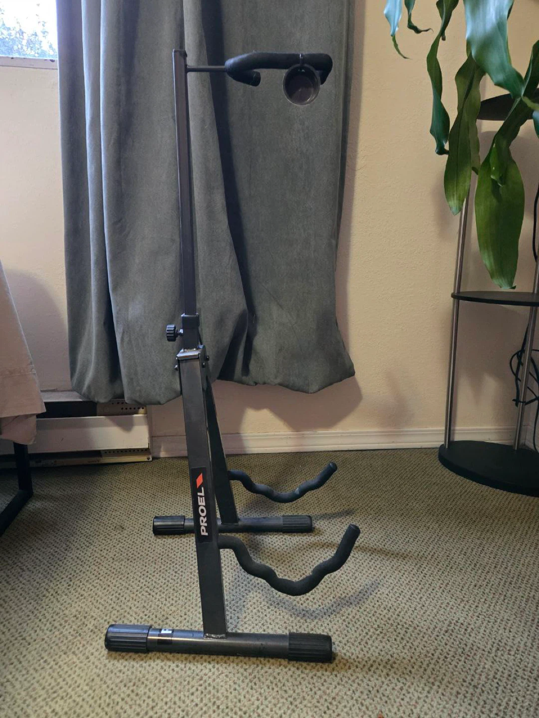 PROEL Guitar Stand - photo 2