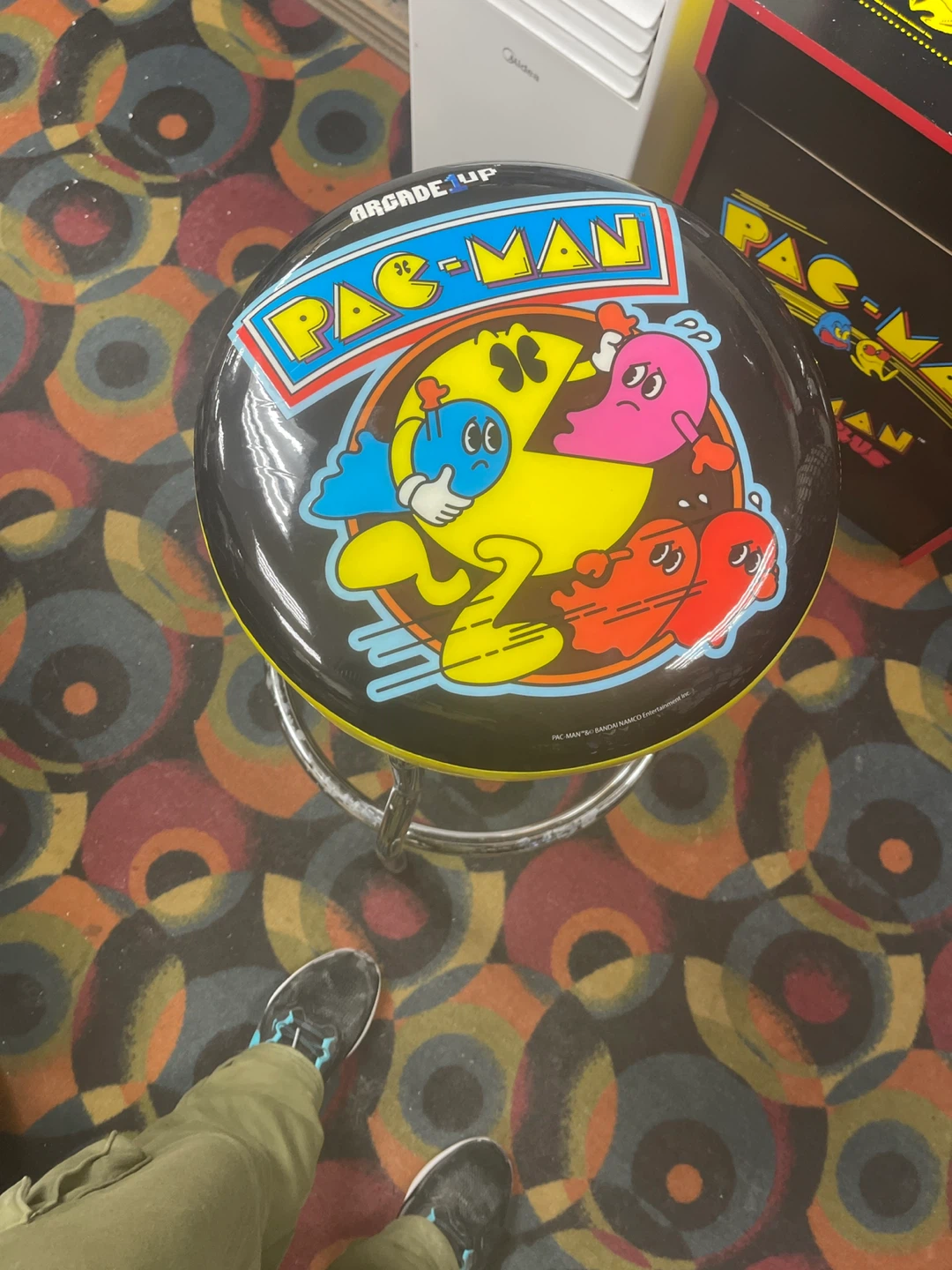 Pac-Man Arcade Bar Stool - photo 2