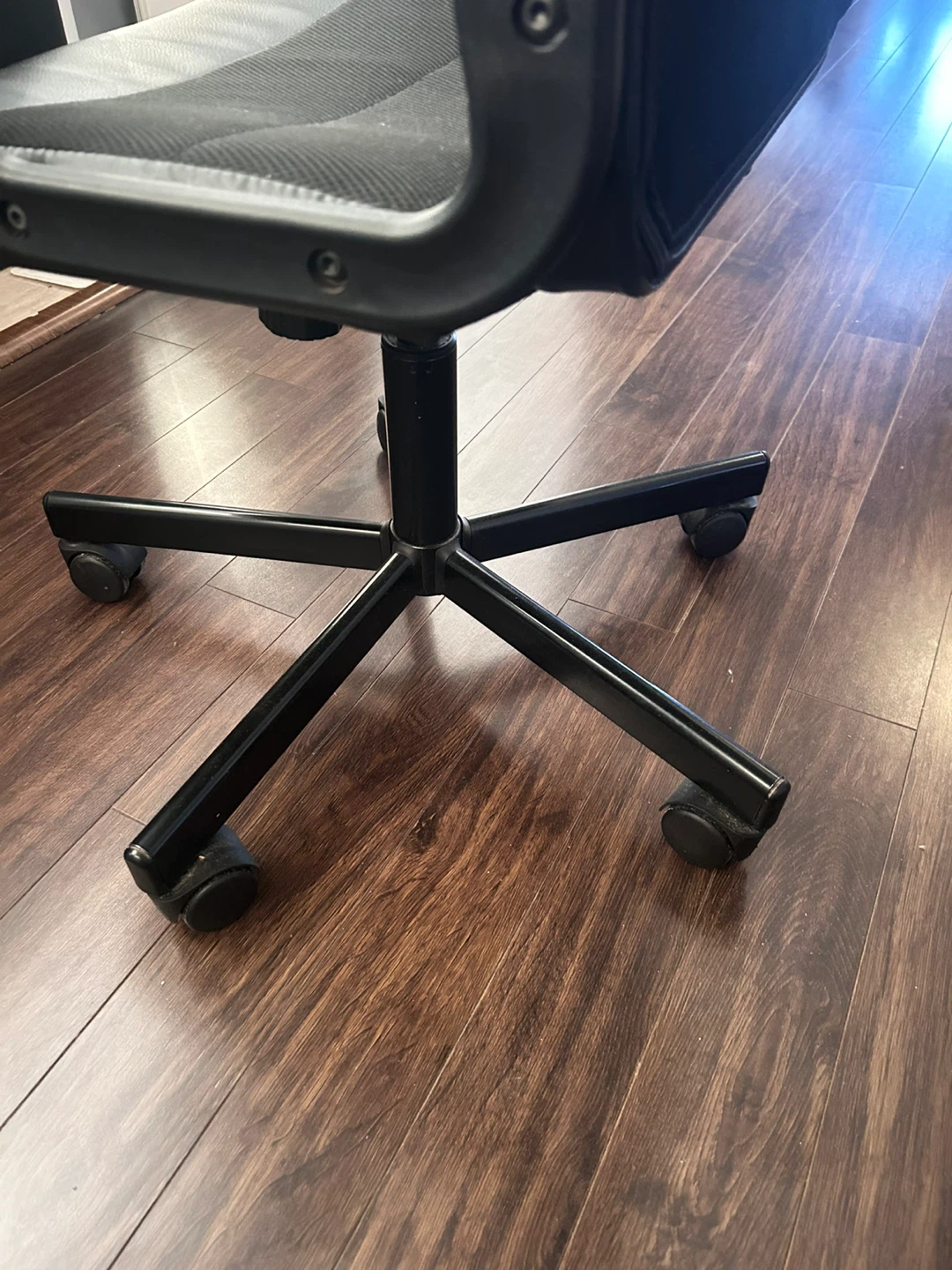 Black Office Chair - photo 5