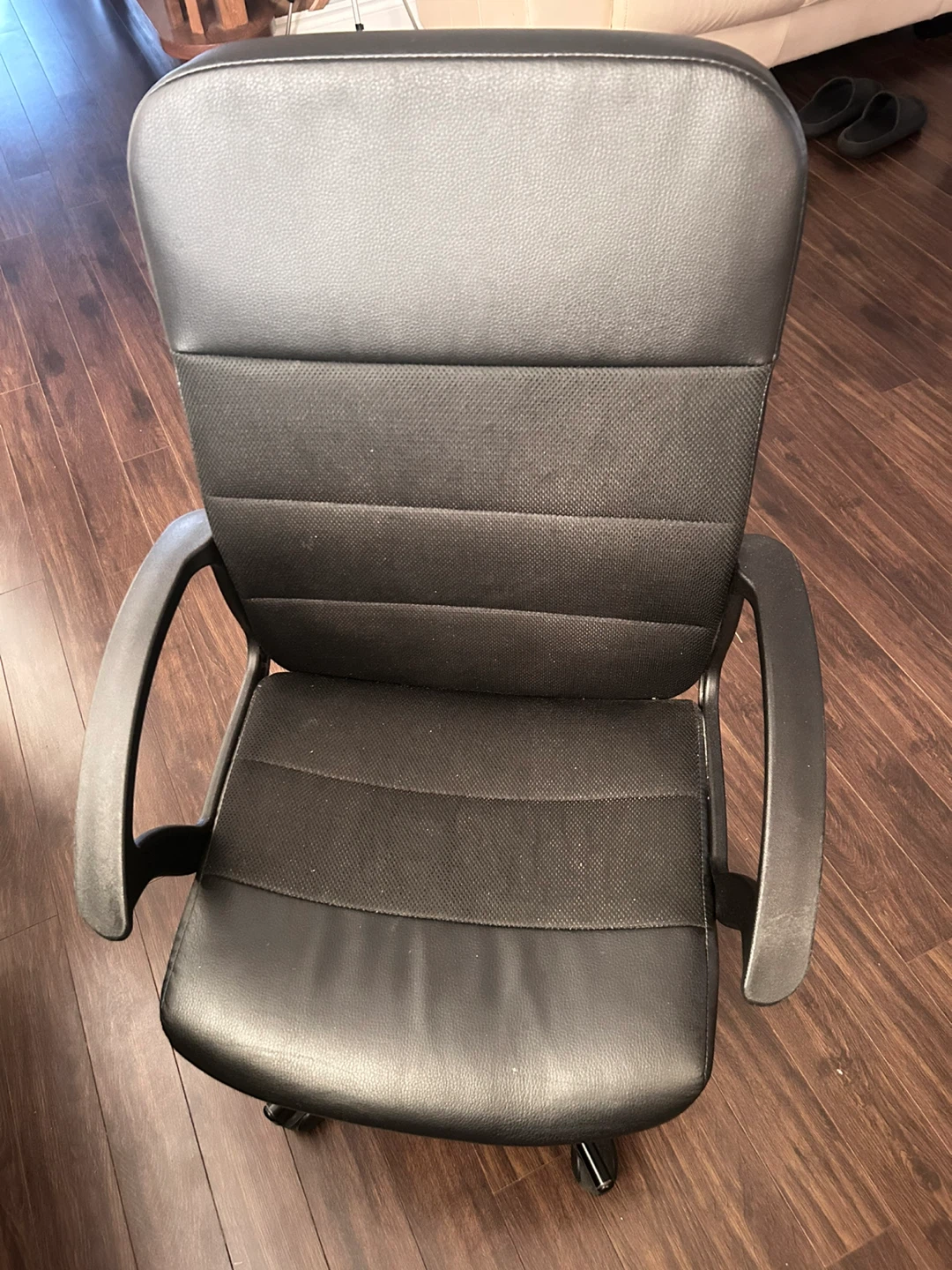 Black Office Chair - photo 4
