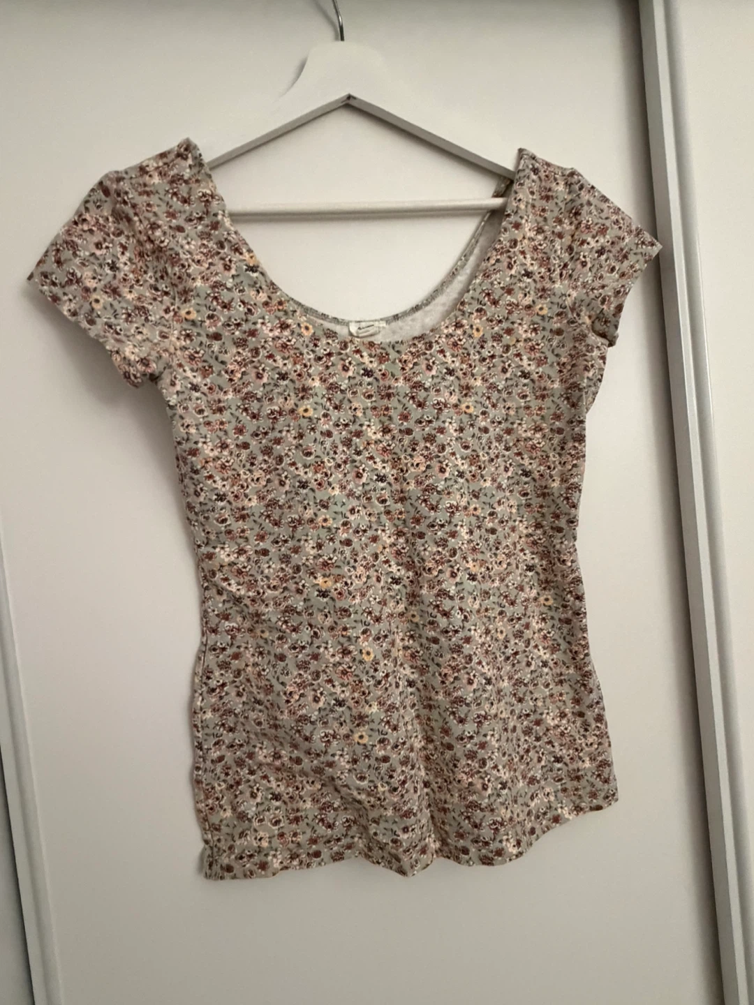 Short Sleeve Floral Top