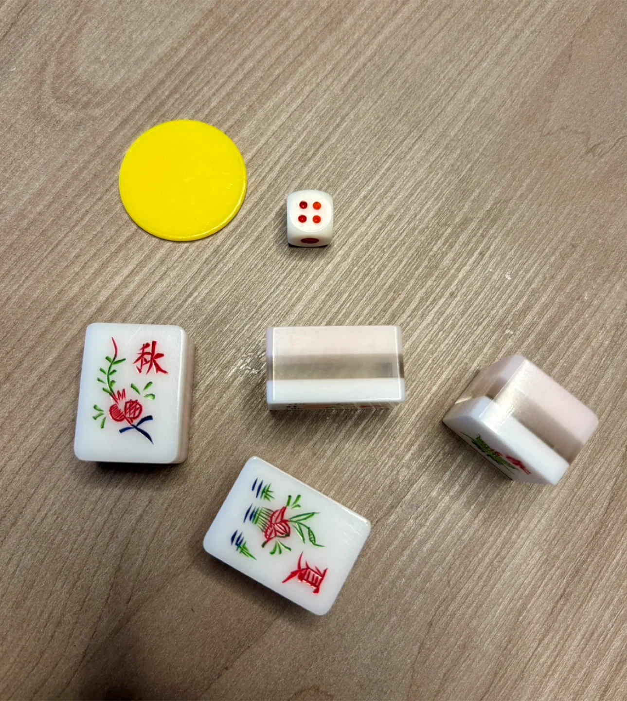 🏆 Vintage Mahjong Set with Case and Chips - photo 3
