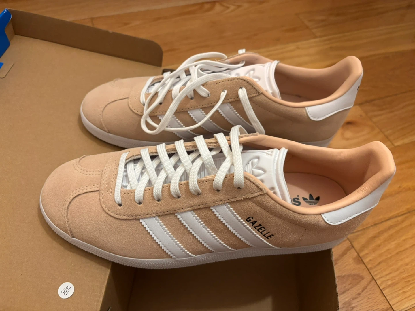 Adidas Gazelle Size 9.5 - photo 3