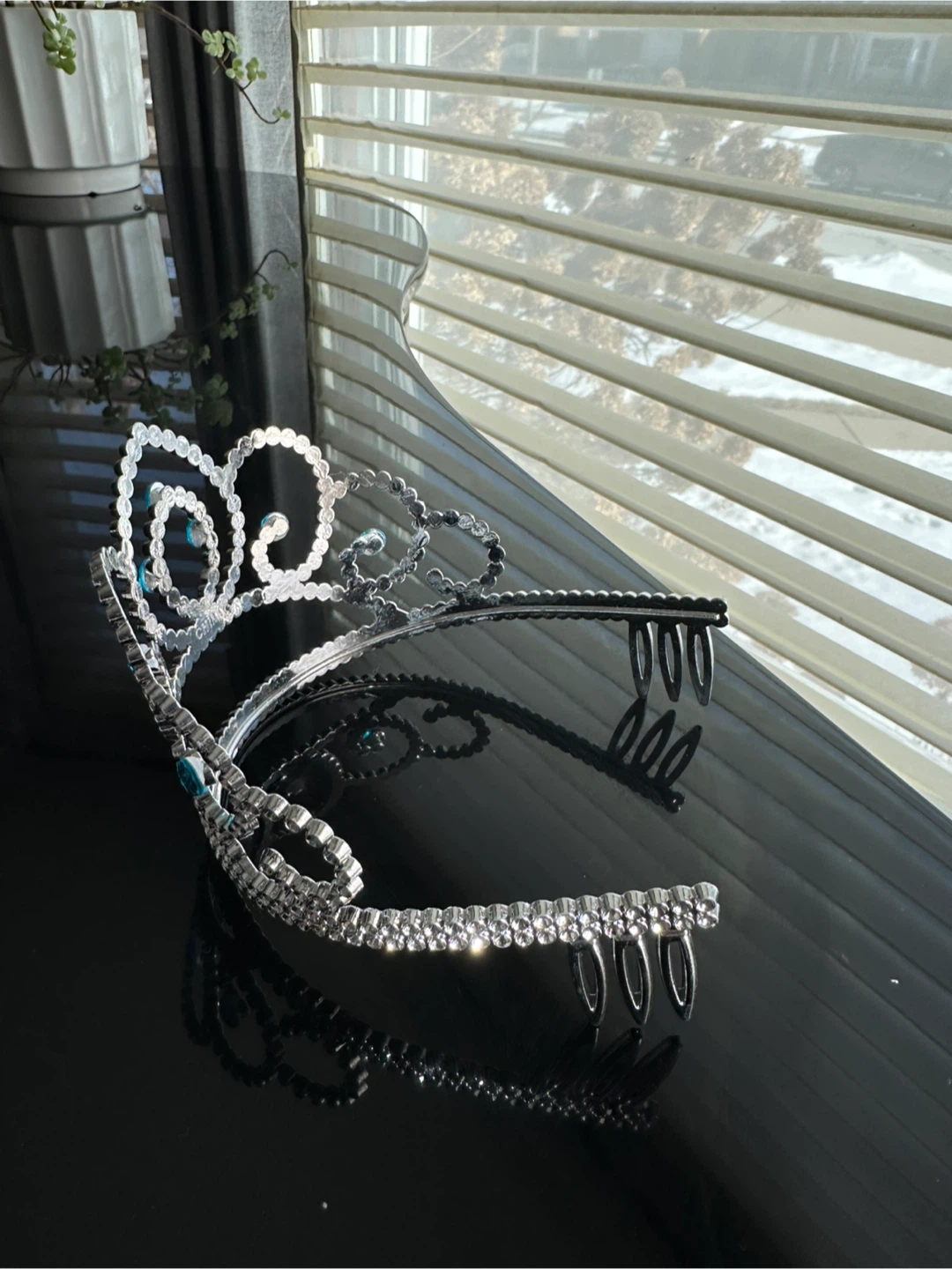Silver Tiara with Blue Rhinestones 🏆 - photo 2