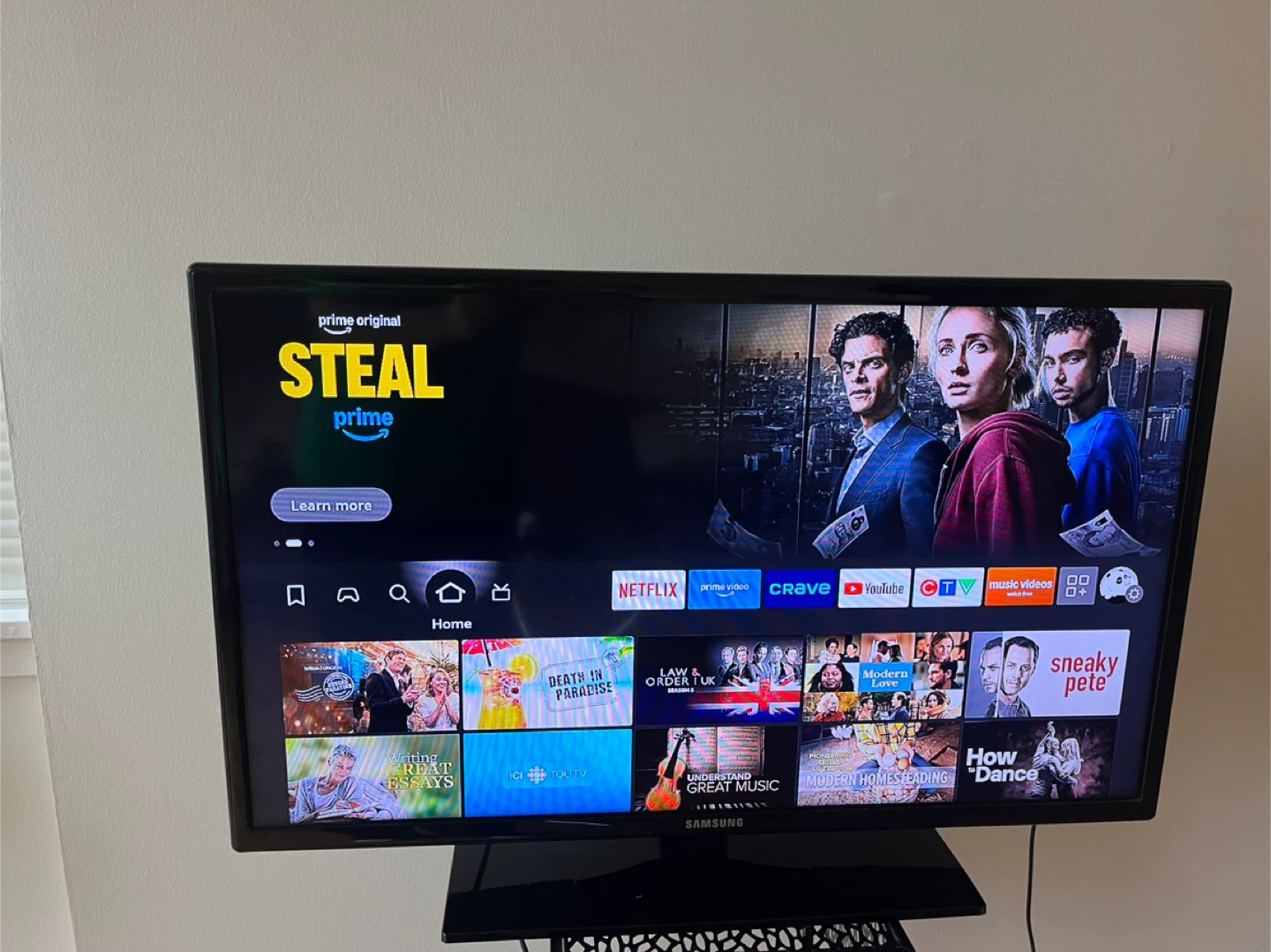 Samsung 32" HD TV