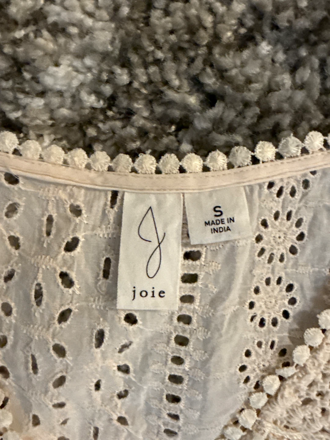 Joie Women's Eyelet Sleeveless V-Neck Top Size S - photo 2