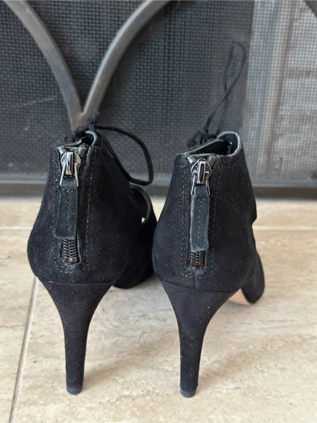 Black Suede Lace-Up Heels 🏆 - photo 3