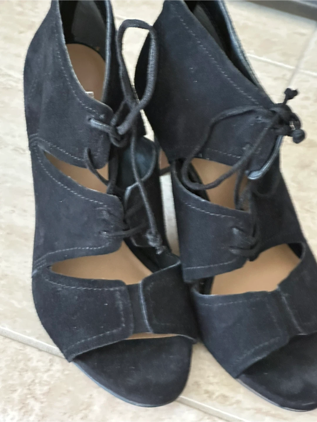 Black Suede Lace-Up Heels 🏆 - photo 2