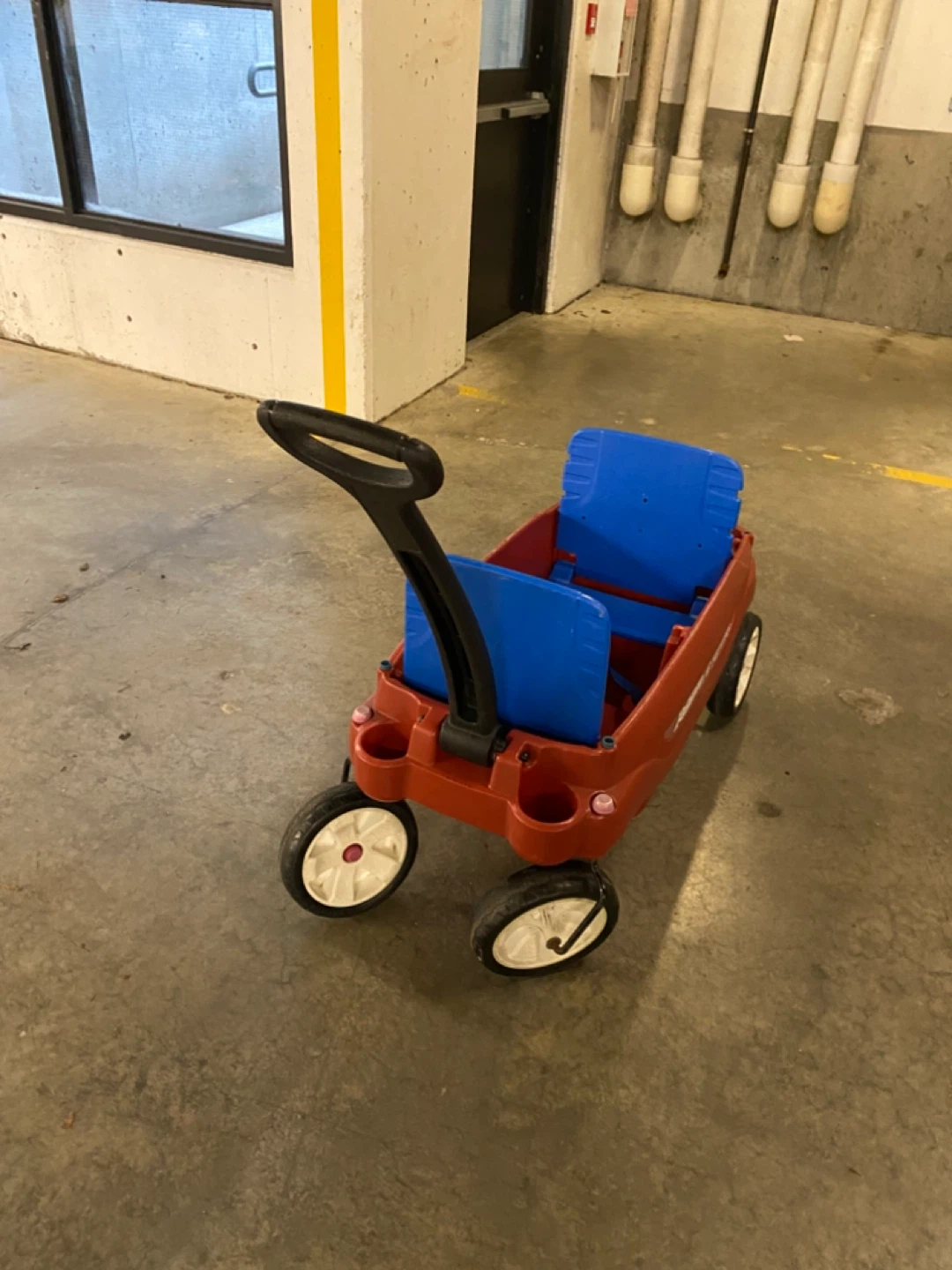 Radio Flyer Little Red Wagon - photo 3