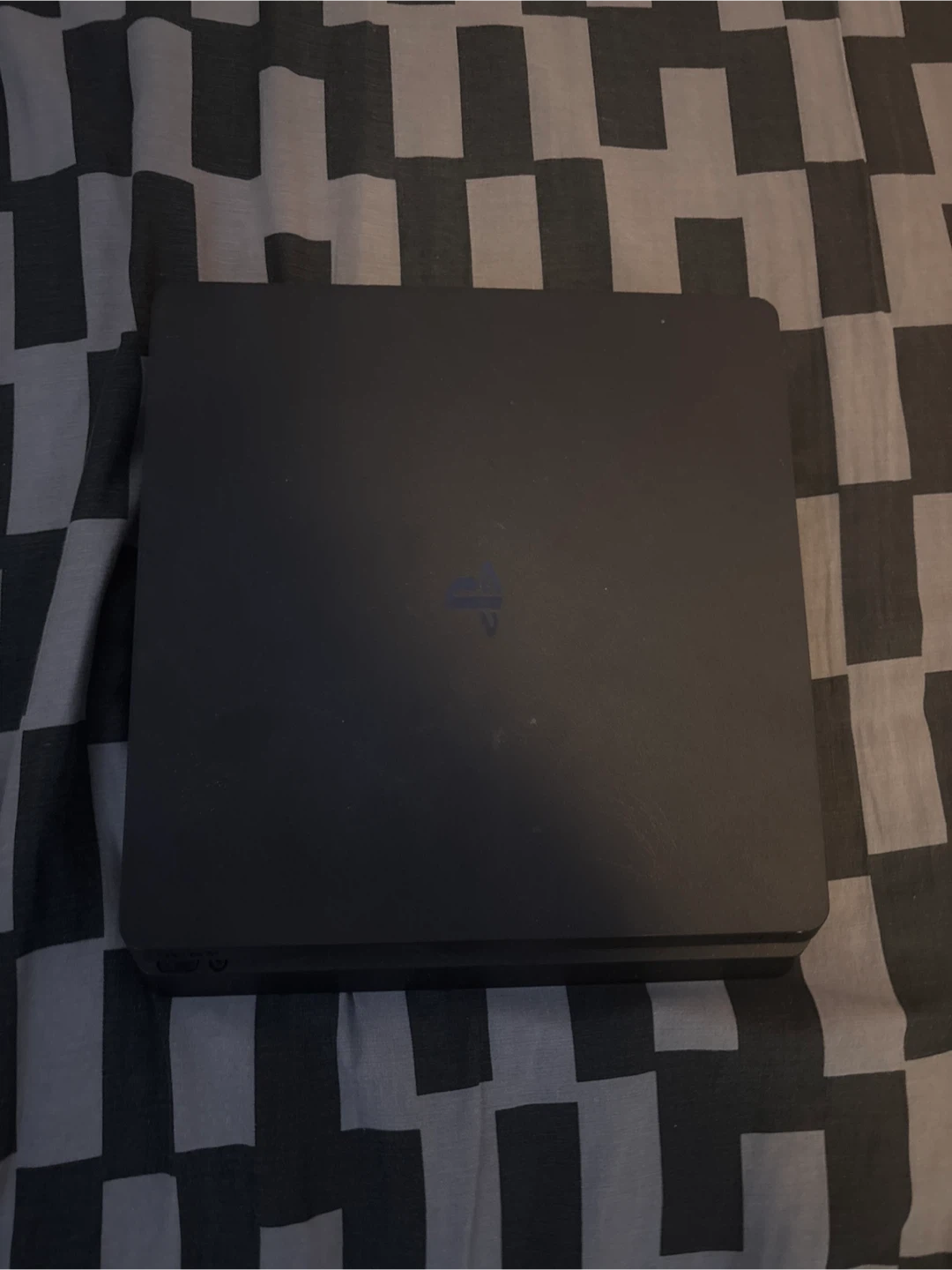 PS4-Slim