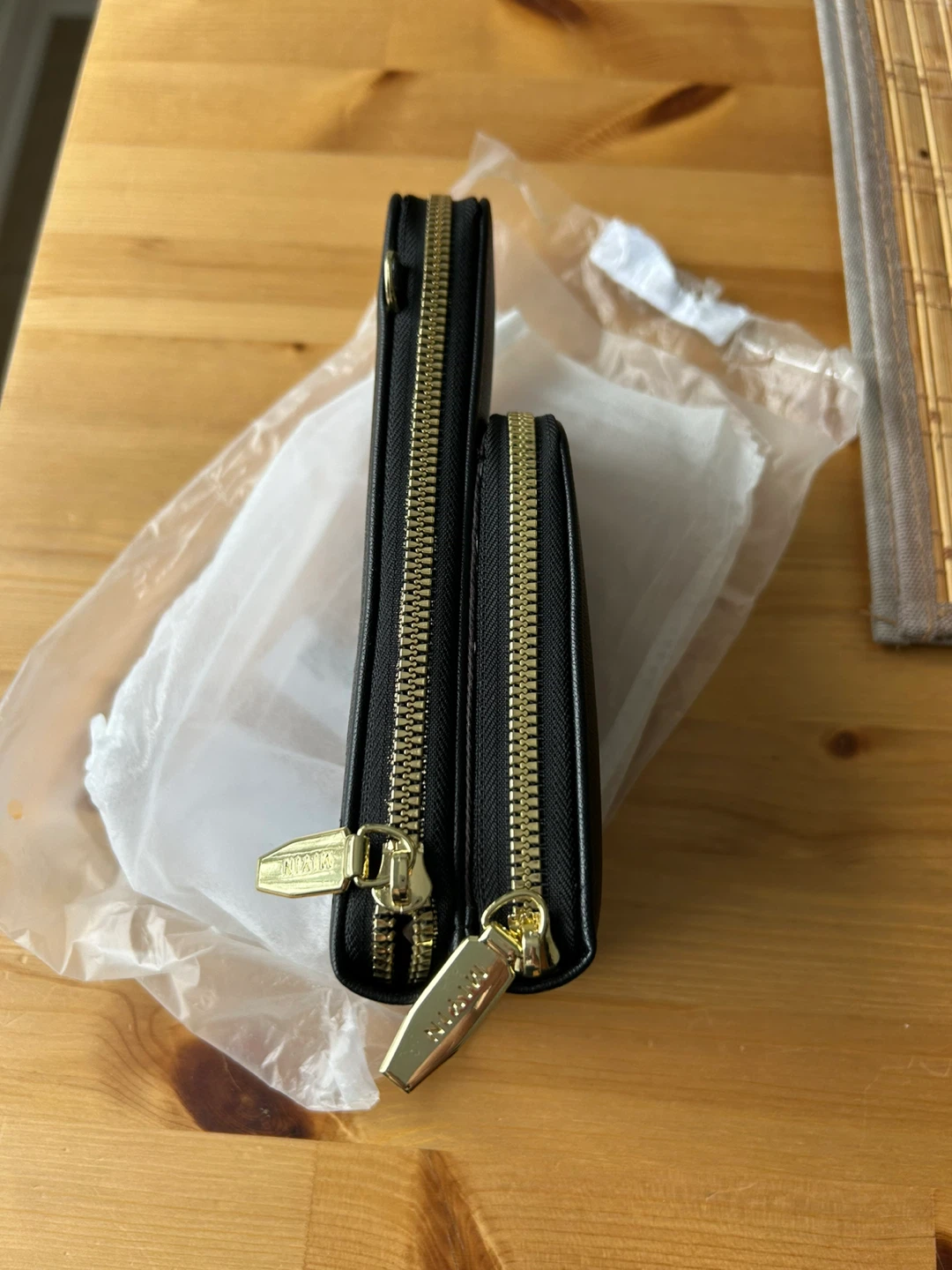 Forever Mlyin Black Cellphone Purse - photo 3