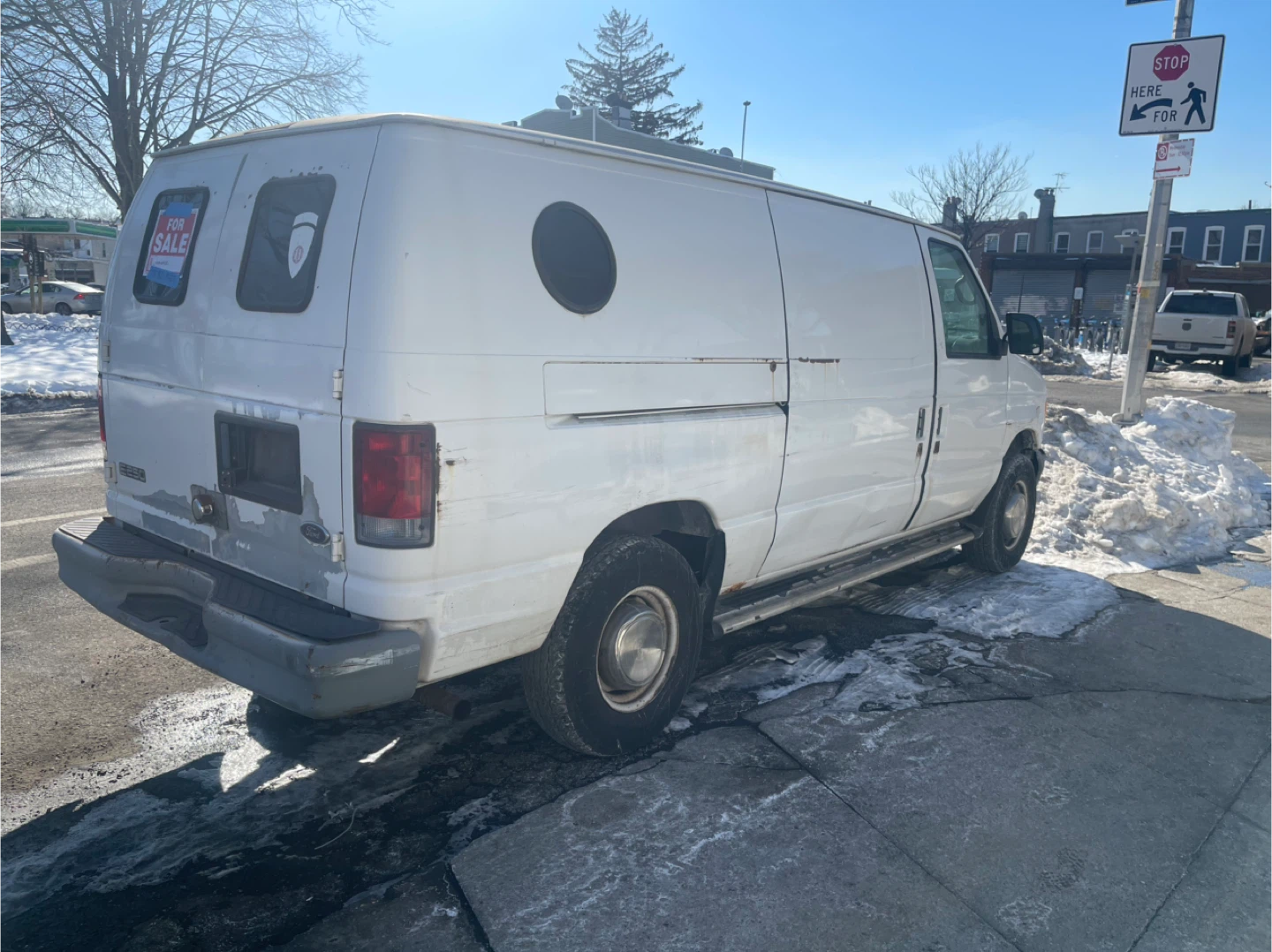 2001 Ford econoline White Cargo Van - photo 2