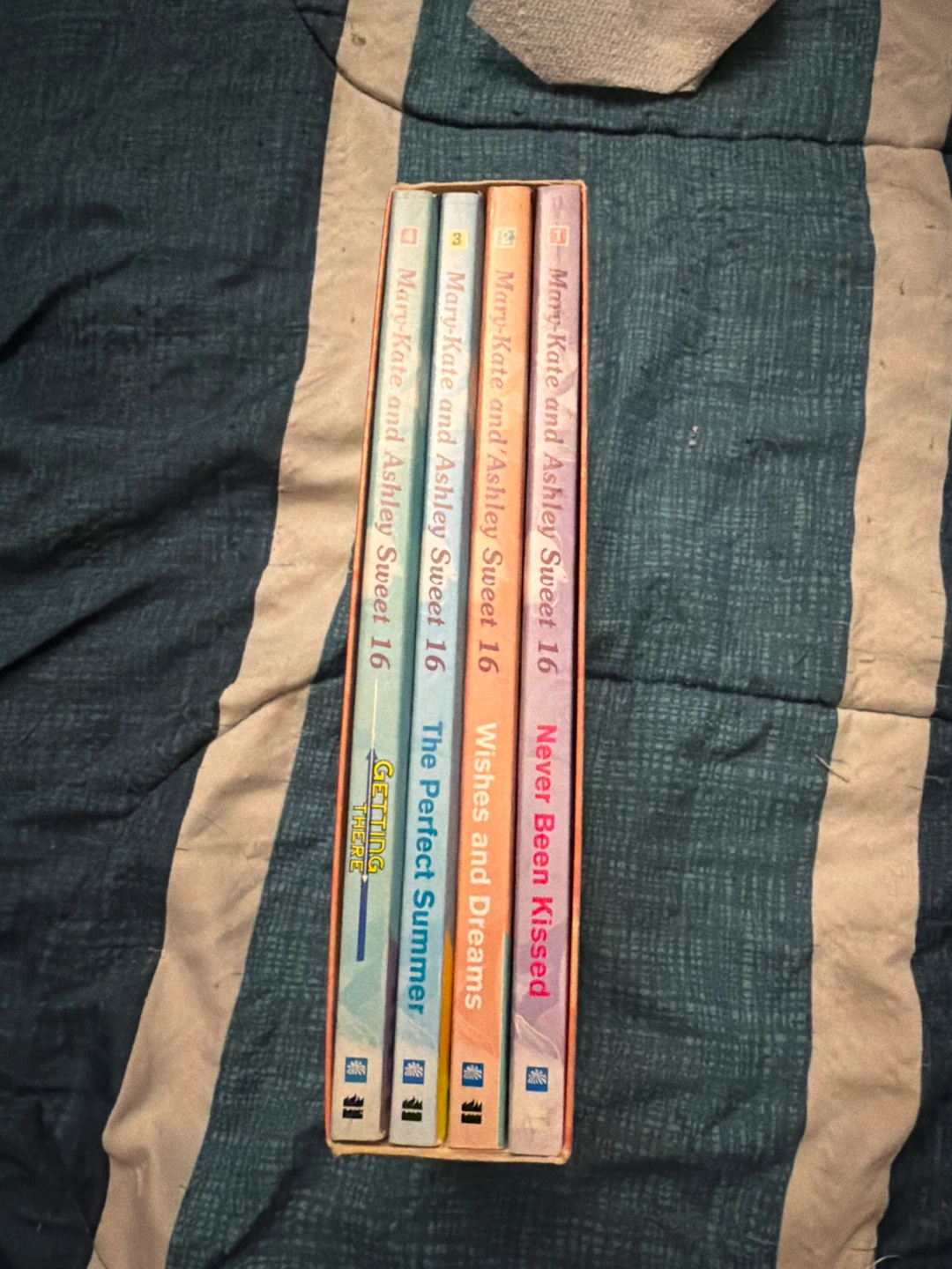Mary-Kate and Ashley Sweet 16 "The Birthday Collection" Book Set