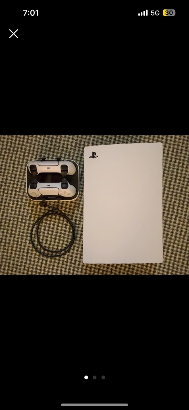 Sony PlayStation 5 DualSense Controllers with Charging Station - photo 3