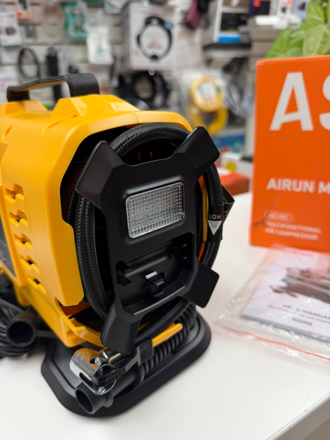 ASTROAI Multifunctional Air Compressor - photo 4