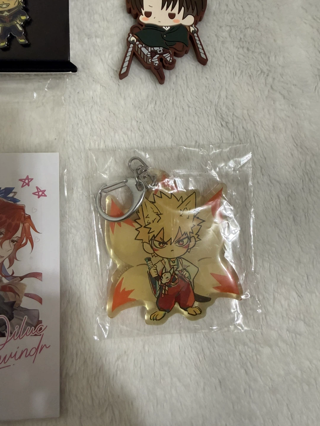 Anime merch keychains pins Bakugo, Diluc, Levi, All Might 🏆 - photo 2