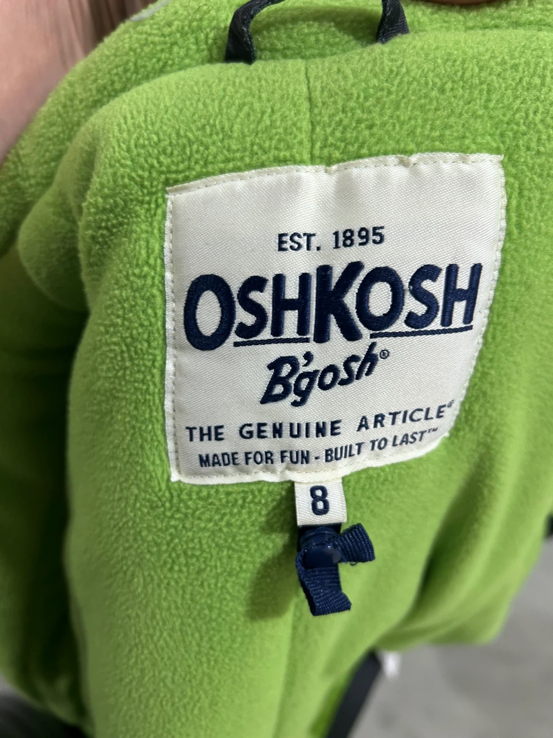 OshKosh B'gosh Winter Jacket - Boys Size 8 - photo 3