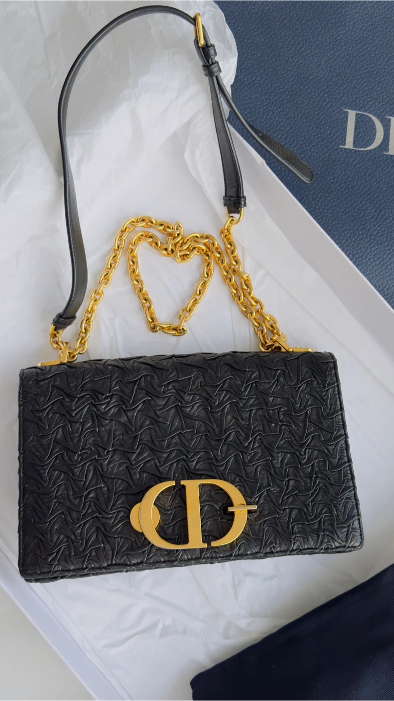 Authentic DIOR Black Wavy Effect Leather  Shoulder Bag - photo 2