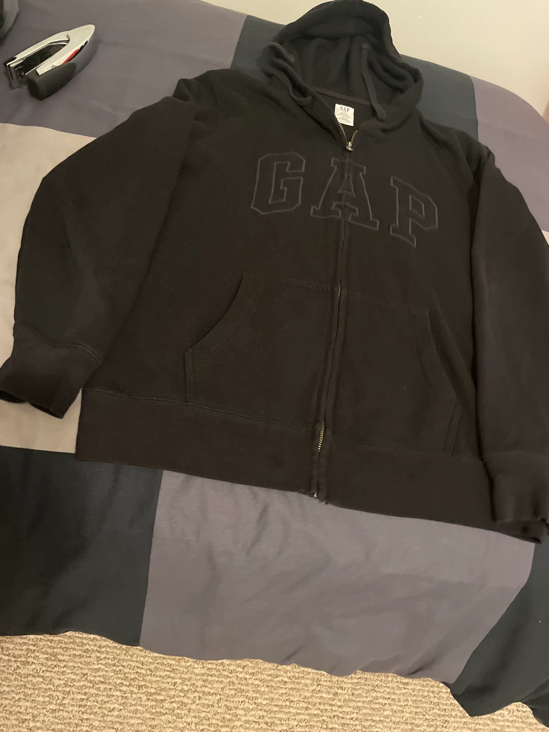 GAP Black Zip-Up Hoodie - Large