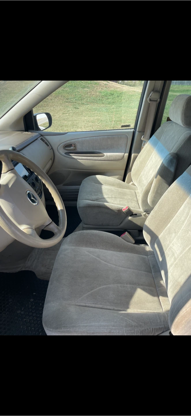 Mazda MPV - photo 2