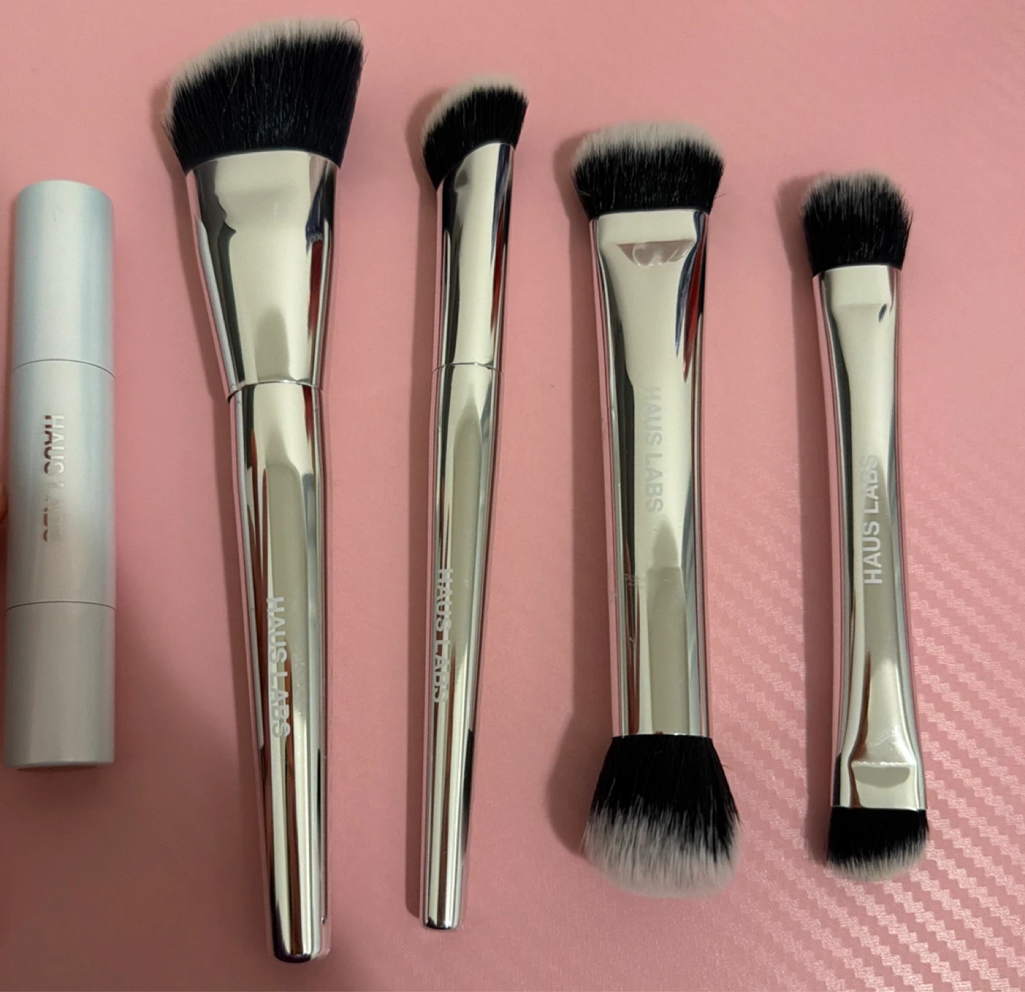 HAUS LABS Makeup Brush Set with lip oil & highlighter