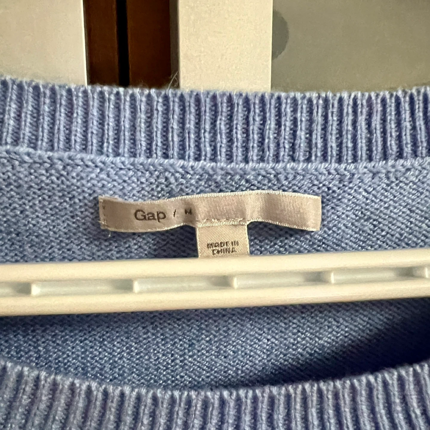 Gap Women's Sweater - Size M - photo 4