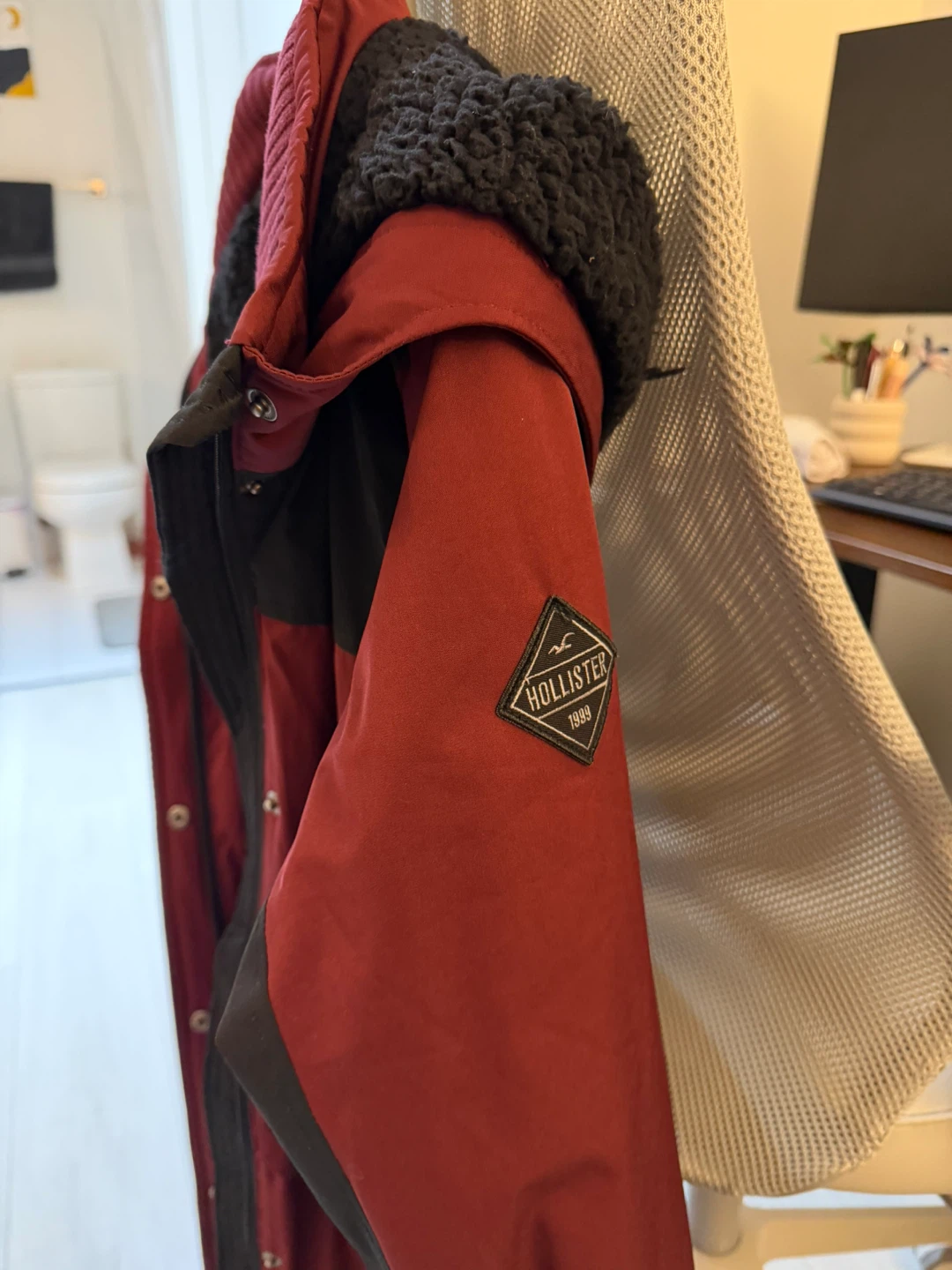 Hollister All-Weather Parka Jacket - Red/Black - Size S - photo 2