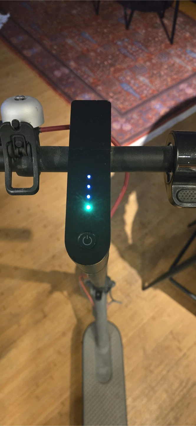 Xiaomi Mi Electric Scooter - photo 2