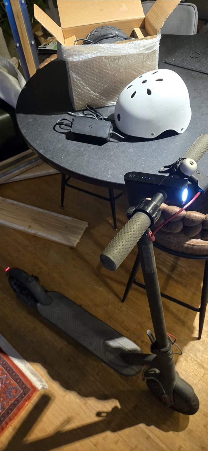 Xiaomi Mi Electric Scooter - photo 3