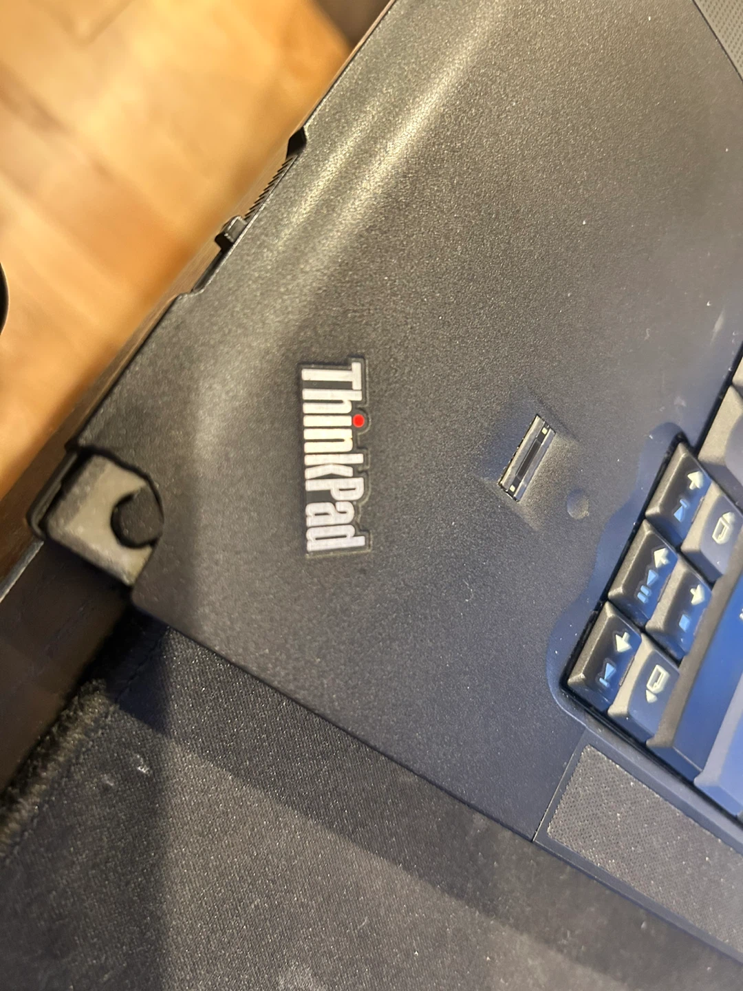 T410s Debian 13 - photo 2