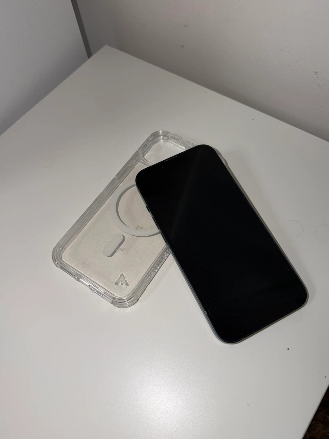 Apple iPhone 14 (Unlocked) - Graphite - photo 2