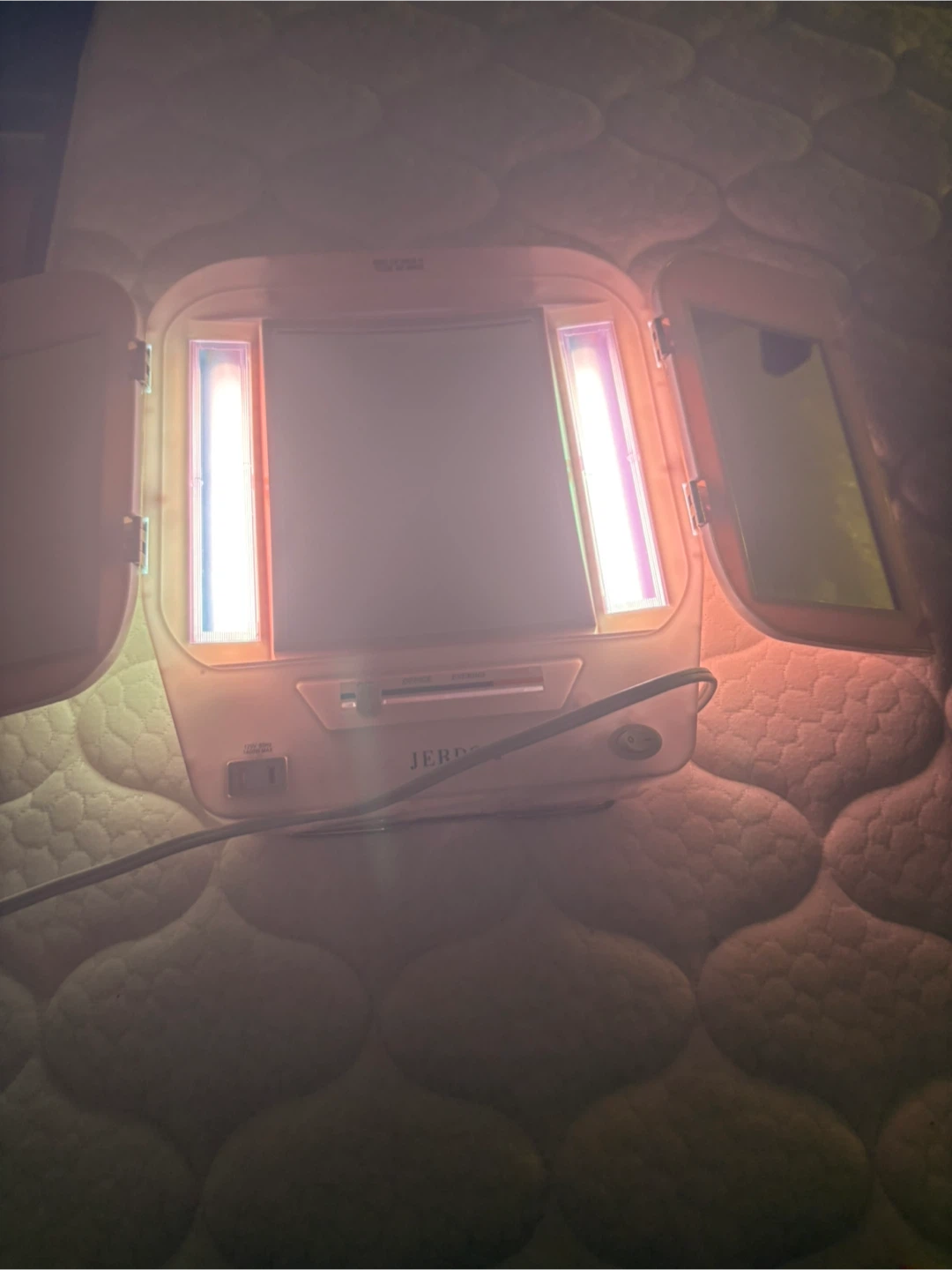 Jerdon Tri-Fold Vanity Makeup Mirror with Lights - photo 5
