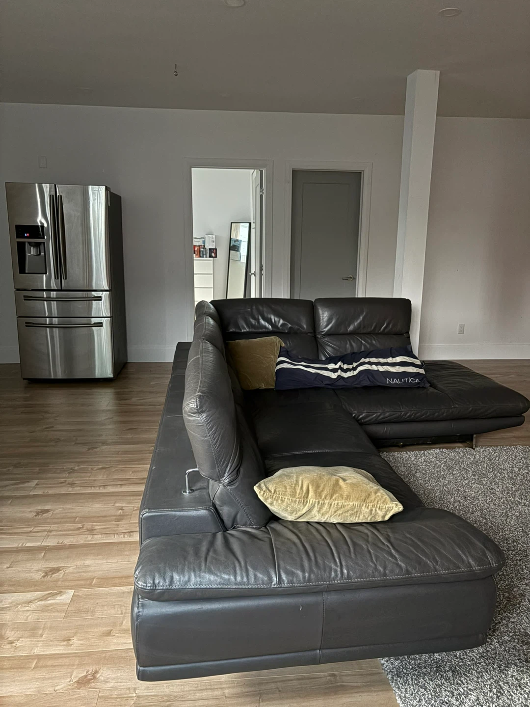 Dark Grey Leather Sectional Sofa - photo 2