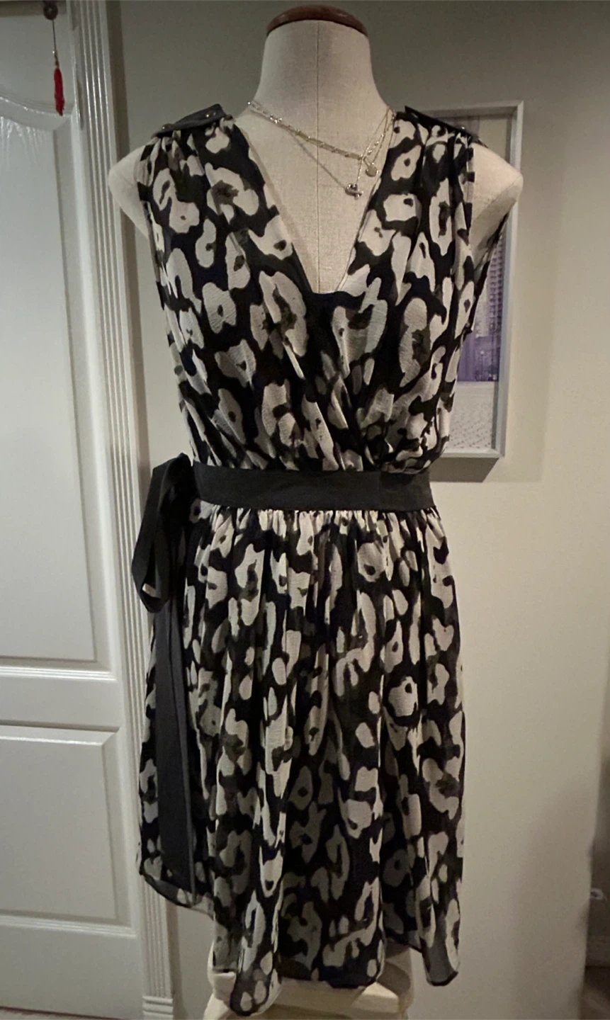 Club Monaco Print Dress Size 0 🏆