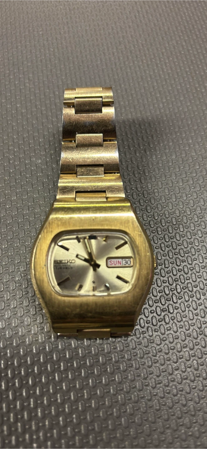 Seiko Gold Tone Automatic Day-Date Watch - photo 2