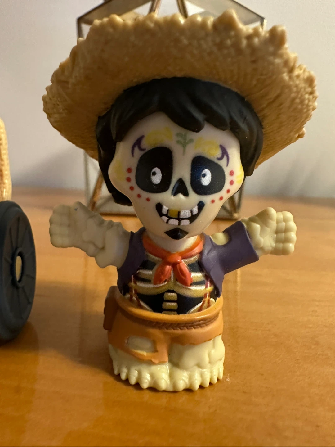 Fisher-Price Little People Coco Miguel & Mama Elena Figures - photo 2