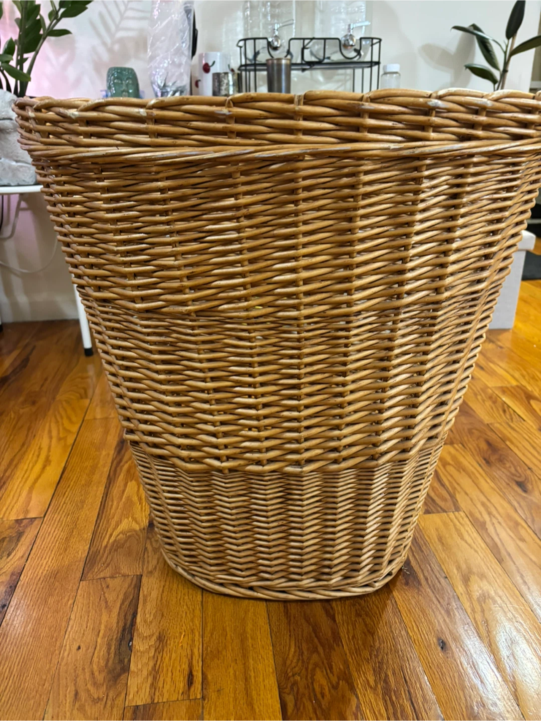 Two large woven wicker baskets - photo 2