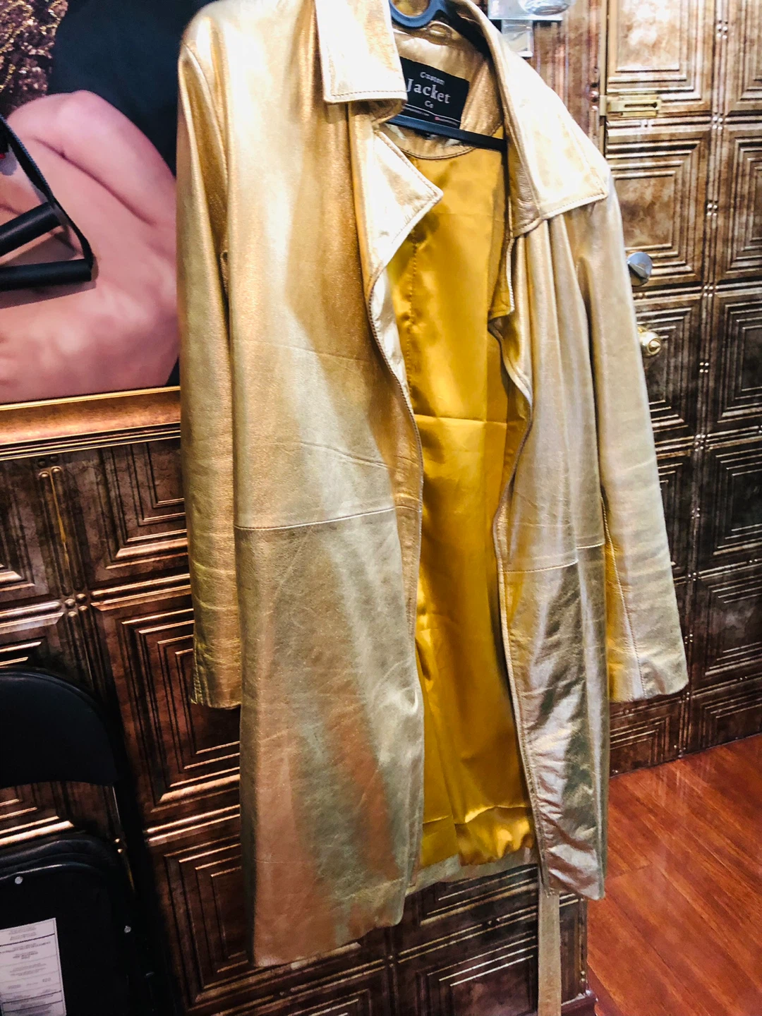 Gold  genius pure Leather Trench Coat. L