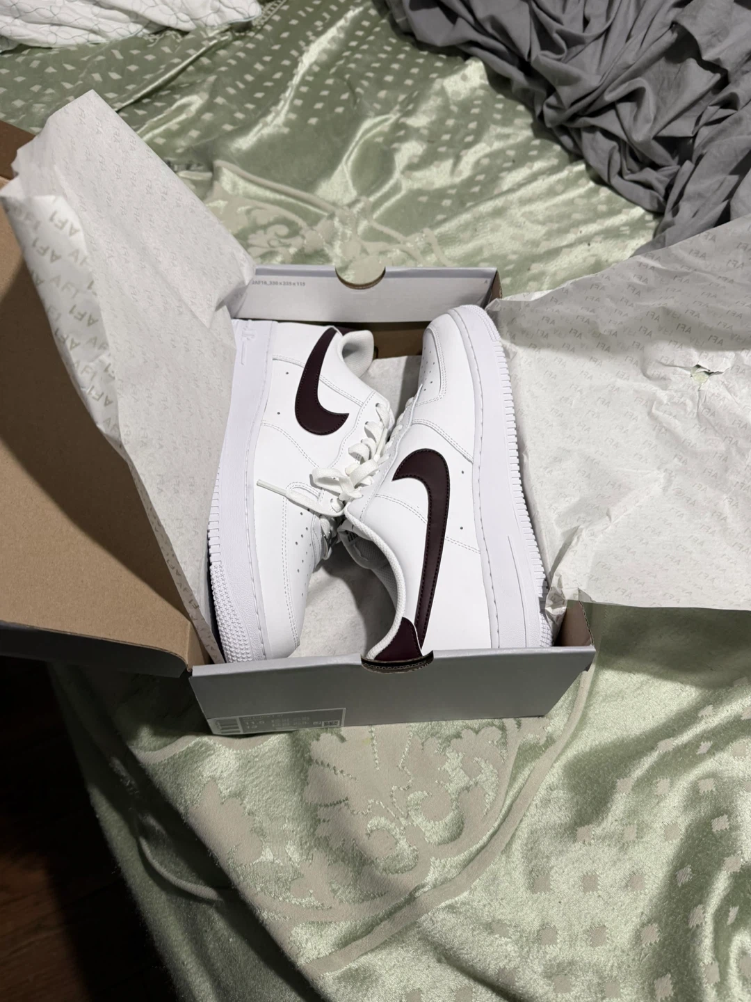 Nike Air Force 1 '07 White/Burgundy Sneakers - photo 4