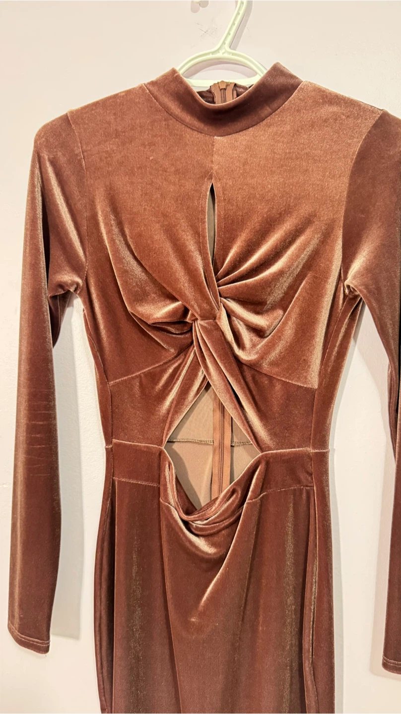 Velvet Twist Cut-Out Dress - photo 2