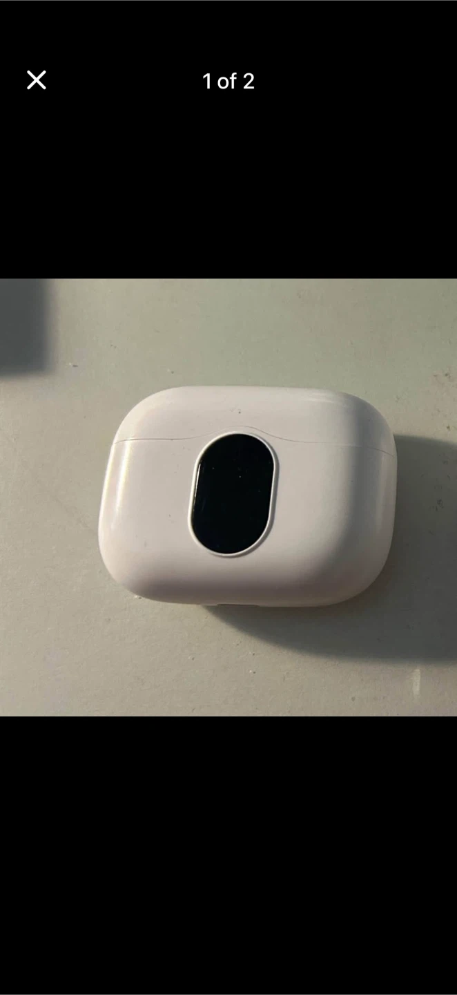 White Wireless Charging Case for Earbuds