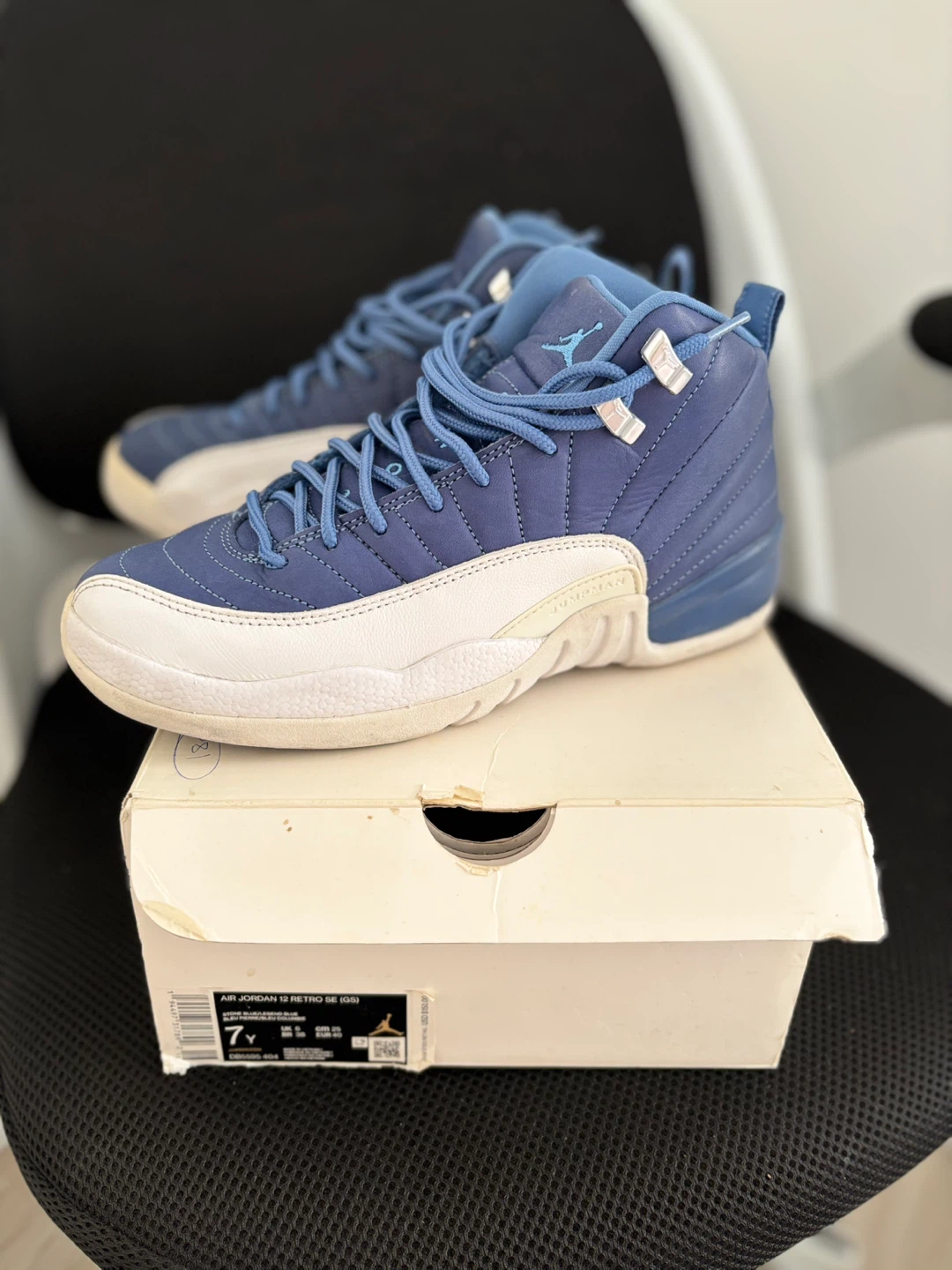 Air Jordan 12 Retro SE GS 'French Blue' Sneakers Size 7Y - photo 5