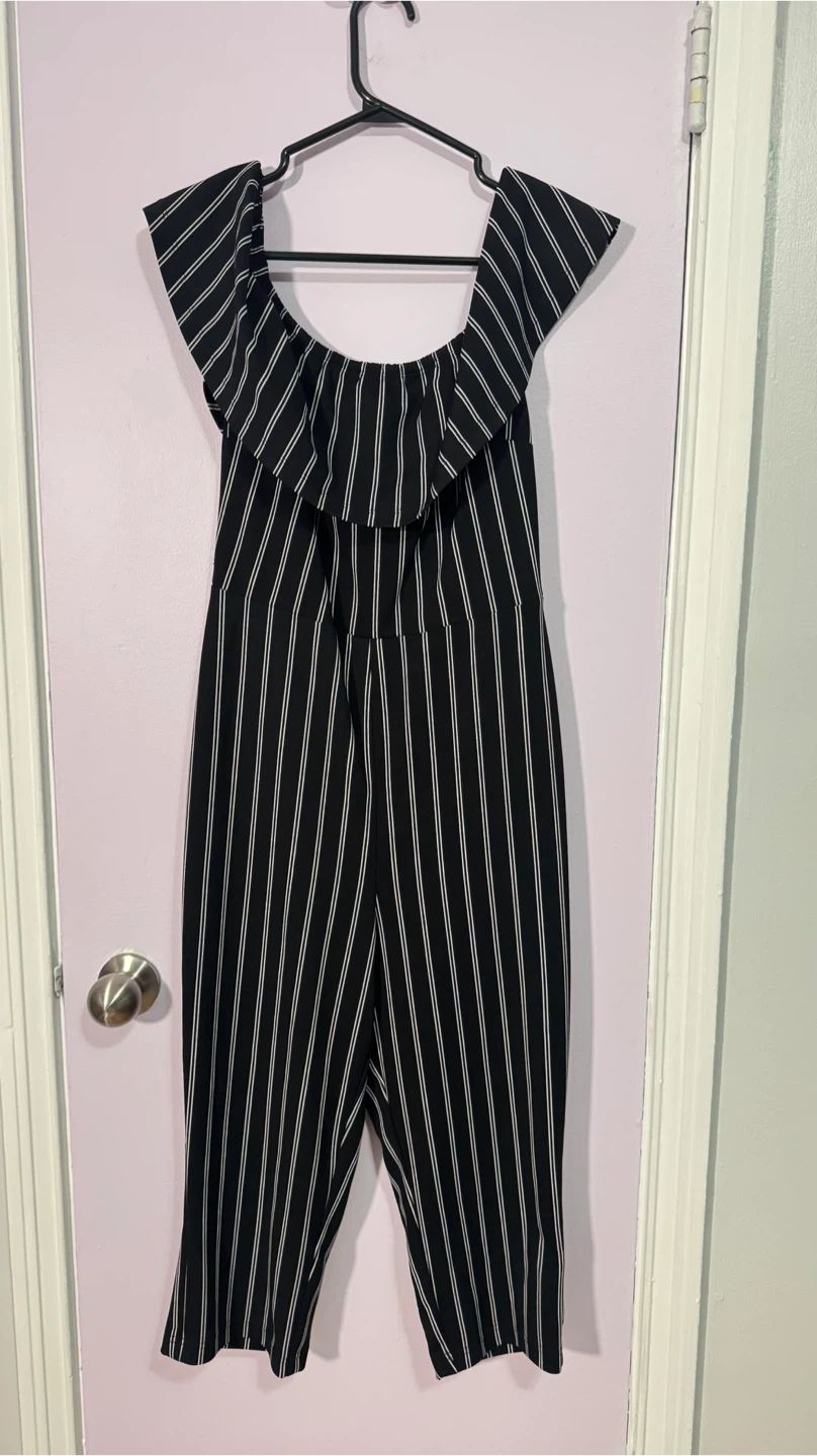 Guess Black and White Striped Jumpsuit - Medium