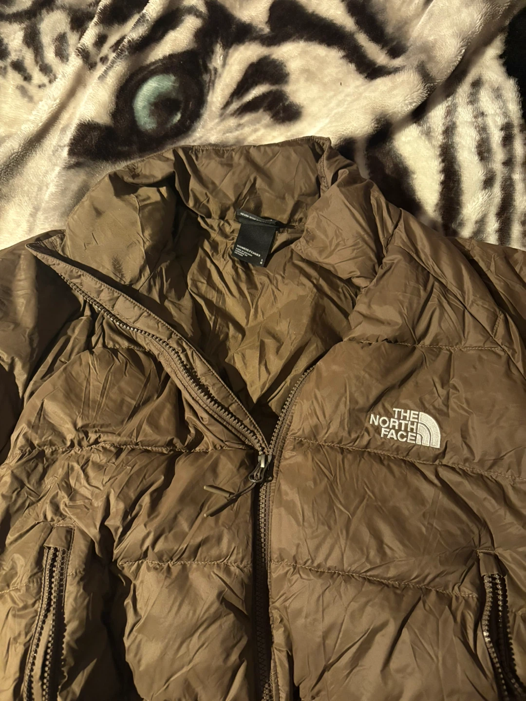 The North Face Women's Brown Puffer Jacket Size L - photo 4