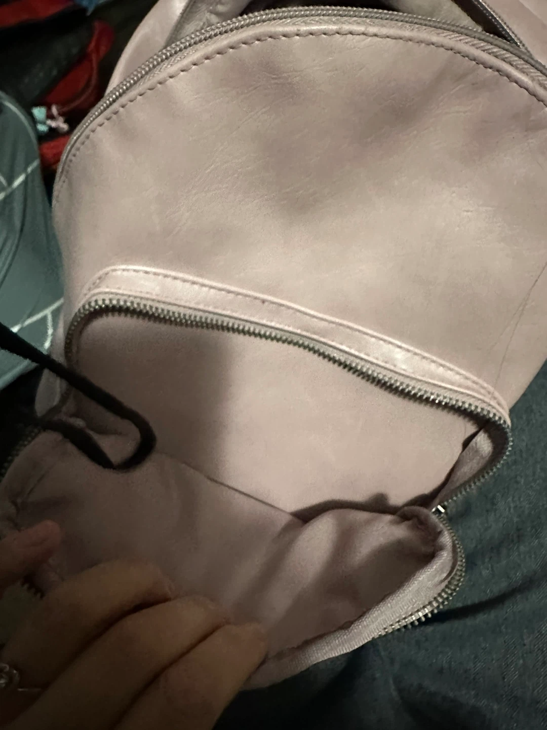 Cute purple backpack 8 dollars! - photo 4
